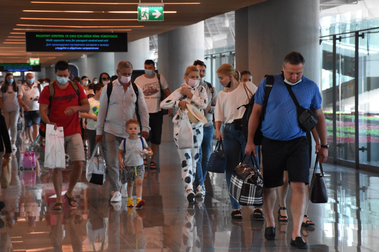 Turizmde heyecan yaratan hareketlilik! Muğla'da Rus çıkarması! Rusya'dan ilk turist kafilesi geldi