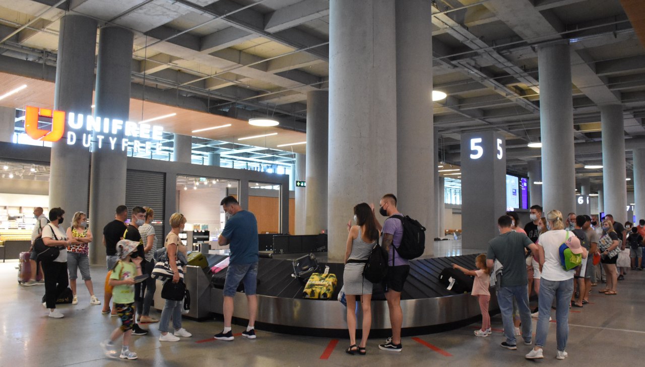 Turizmde heyecan yaratan hareketlilik! Muğla'da Rus çıkarması! Rusya'dan ilk turist kafilesi geldi