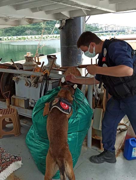 SON DAKİKA! İçişleri Bakanlığından Huzurlu Sokaklar uygulaması: 1002 kişi yakalandı, 96 şüpheli gözaltına alındı!