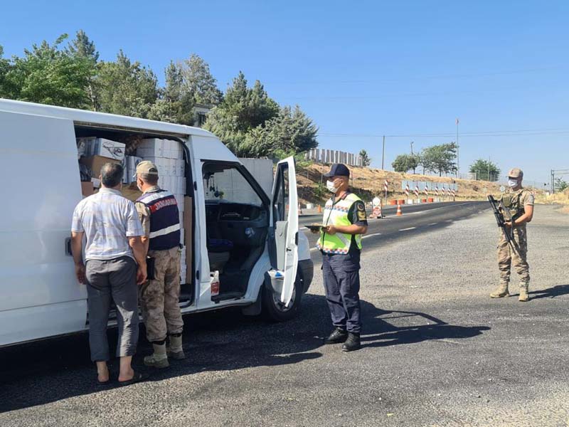 SON DAKİKA! İçişleri Bakanlığından Huzurlu Sokaklar uygulaması: 1002 kişi yakalandı, 96 şüpheli gözaltına alındı!