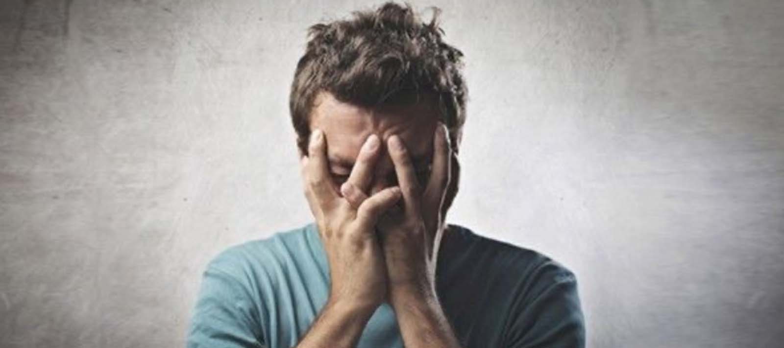 Ergenlikte ve gençlerde görülen anksiyete nedir? Belirtileri nedir? Nasıl tedavi edilir?