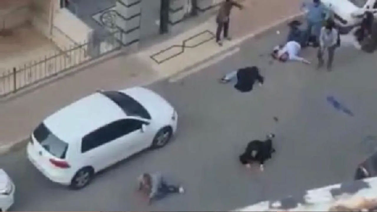 Onlar boşandı, aileleri birbirine girdi! Av tüfeğiyle ateş açıp otomobille üstlerinden geçmek istediler!