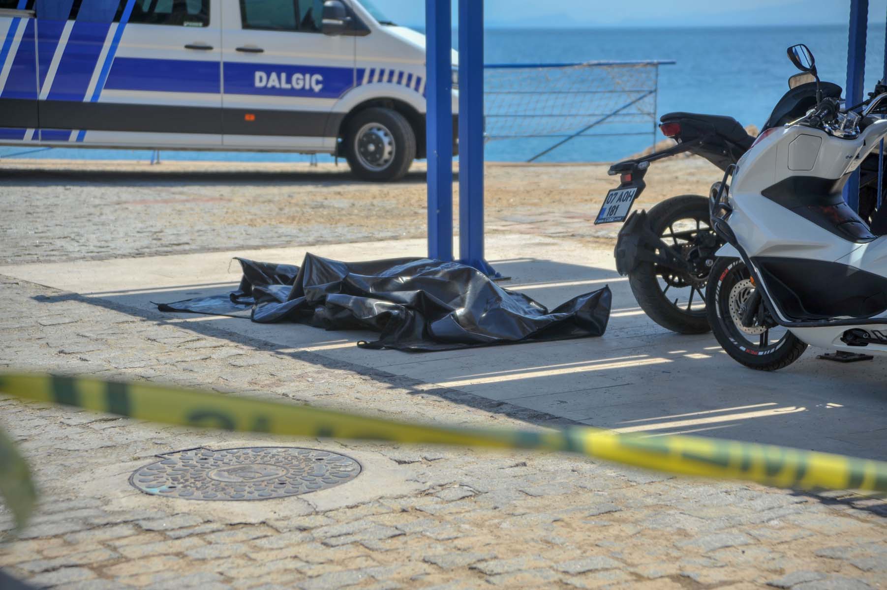 Girdiği denizden çıkamadı! Yaşlı kadın boğularak can verdi