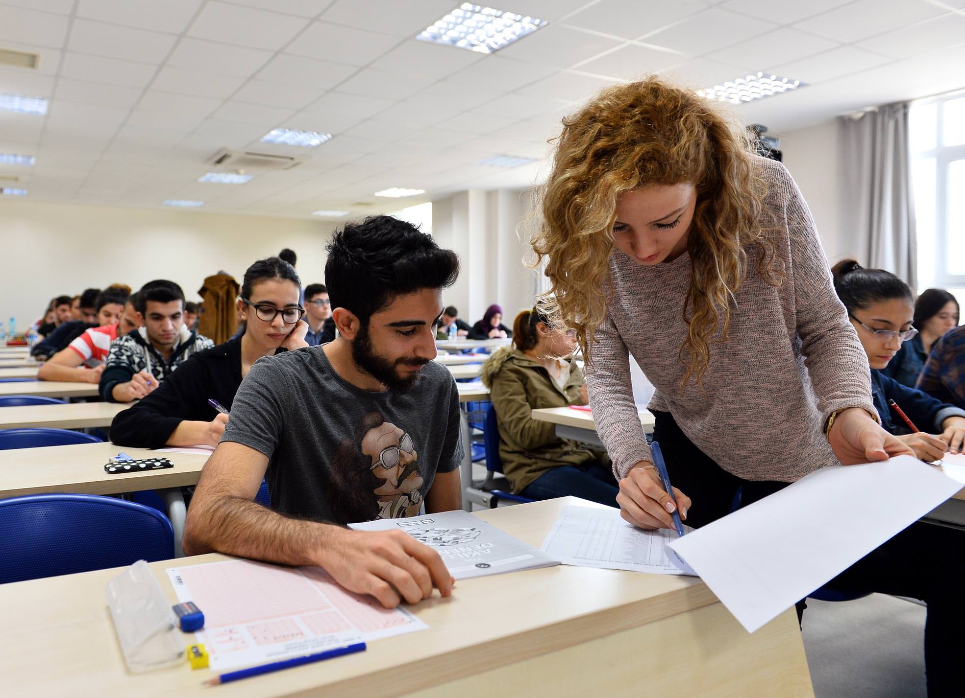 Katarlılar sınavsız tıp okuyacak haberi sonrası veliler harekete geçti! Kılıçdaroğlu ve haberi yapanlara büyük şok