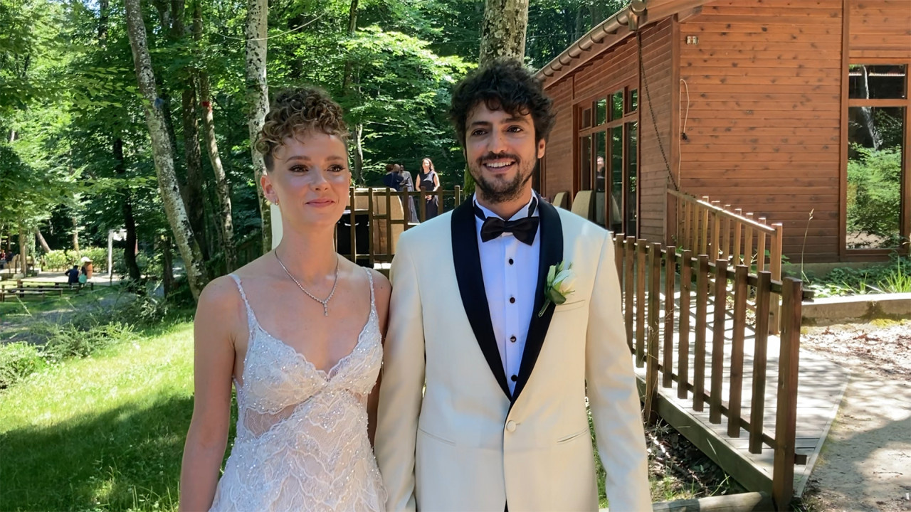 Mucize Doktor'un Ali Vefası Taner Ölmez, Ece Çeşmioğlu ile evlendi! İşte nikahtan ilk kareler...