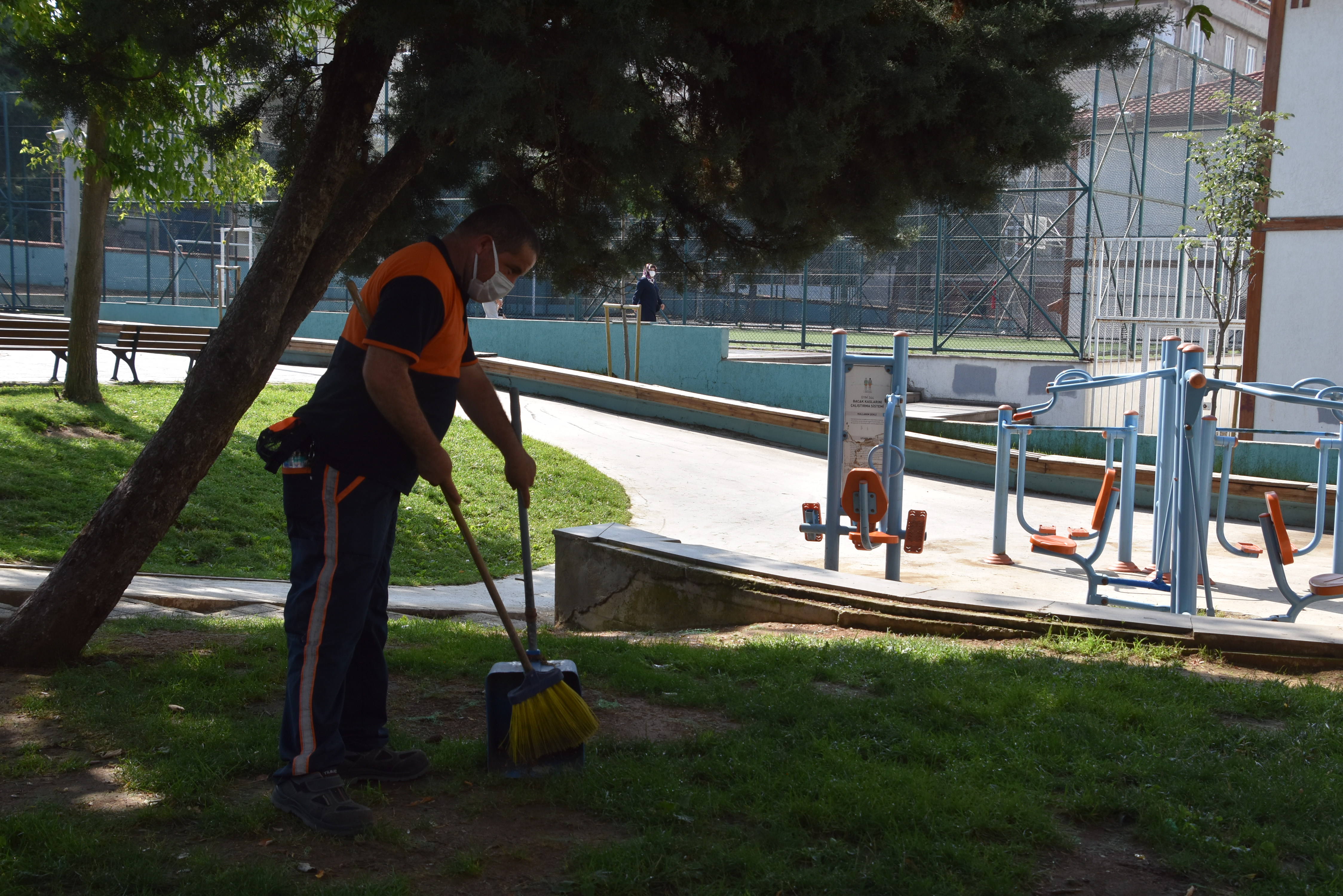 Sokaklarda yaz temizliği başladı! Daha temiz bir çevre için ekipler iş başında