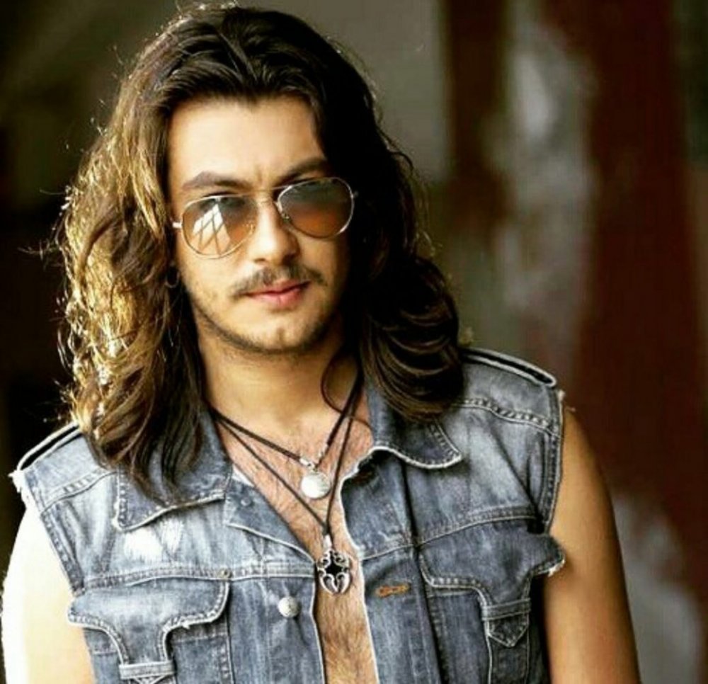 Ani ölümü ile tüm Türkiye'yi yasa boğmuştu! Şarkıcı Barış Akarsu, doğum gününde Amasra'da anıldı