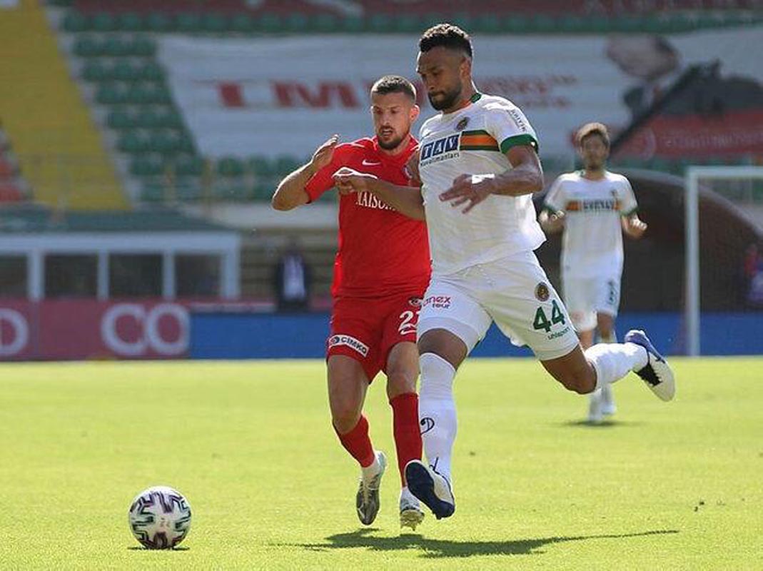 Steven Caulker Fenerbahçe'de! Sarı lacivertli ekip duyurdu