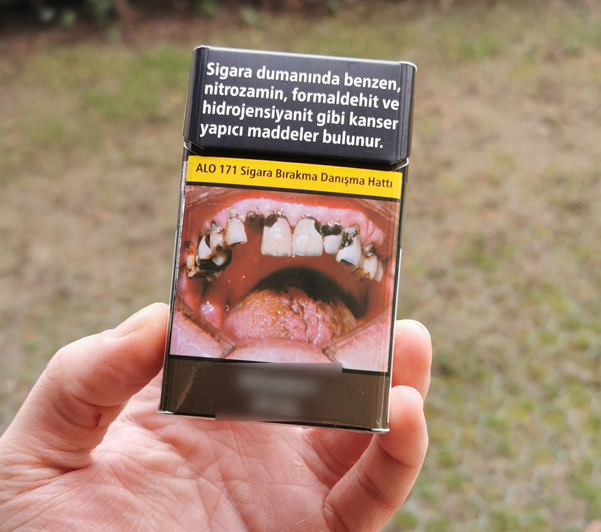 Resmi Gazete'de yayımlandı: Sigara paketleri yeniden güncelleniyor! Amaç özendiriciliği tamamen kaldırmak!