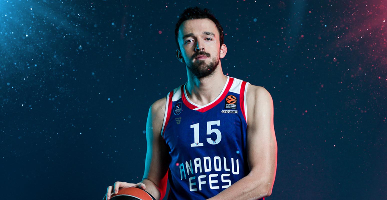 Son dakika! Sertaç Şanlı resmen Barcelona'da