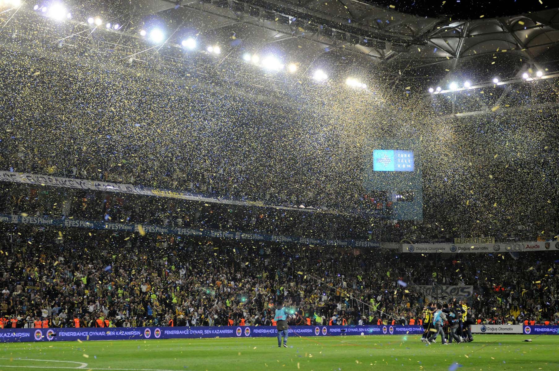 Son dakika | TFF'den futbolseverlere müjde: Maçlara yüzde 50 seyirci alınacak