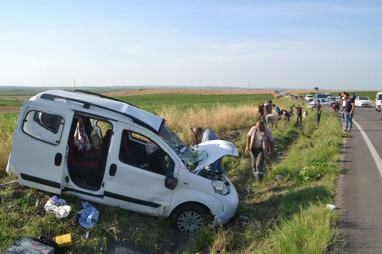Tarla didik didik arandı! Kazada yaralanın kopan parmağını bulmak için herkes seferber oldu