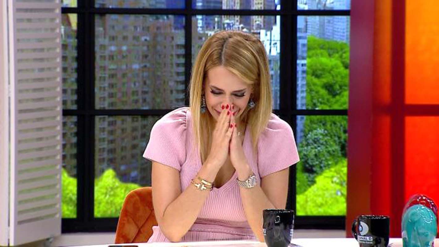 Yaşadığı tacizi gözyaşları içinde anlattı! Ünlü sunucu Nur Tuğba Namlı canlı yayında itiraf etti!