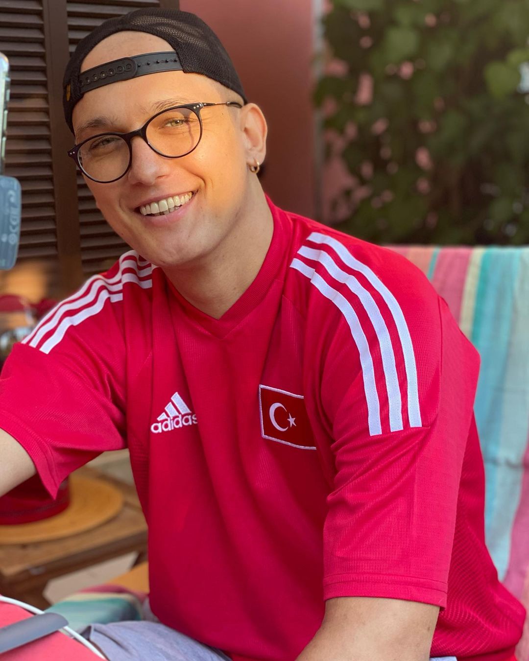 Kanser tedavisi görüyordu! Boğaç Aksoy güzel haberi sosyal medya hesabından duyurdu!