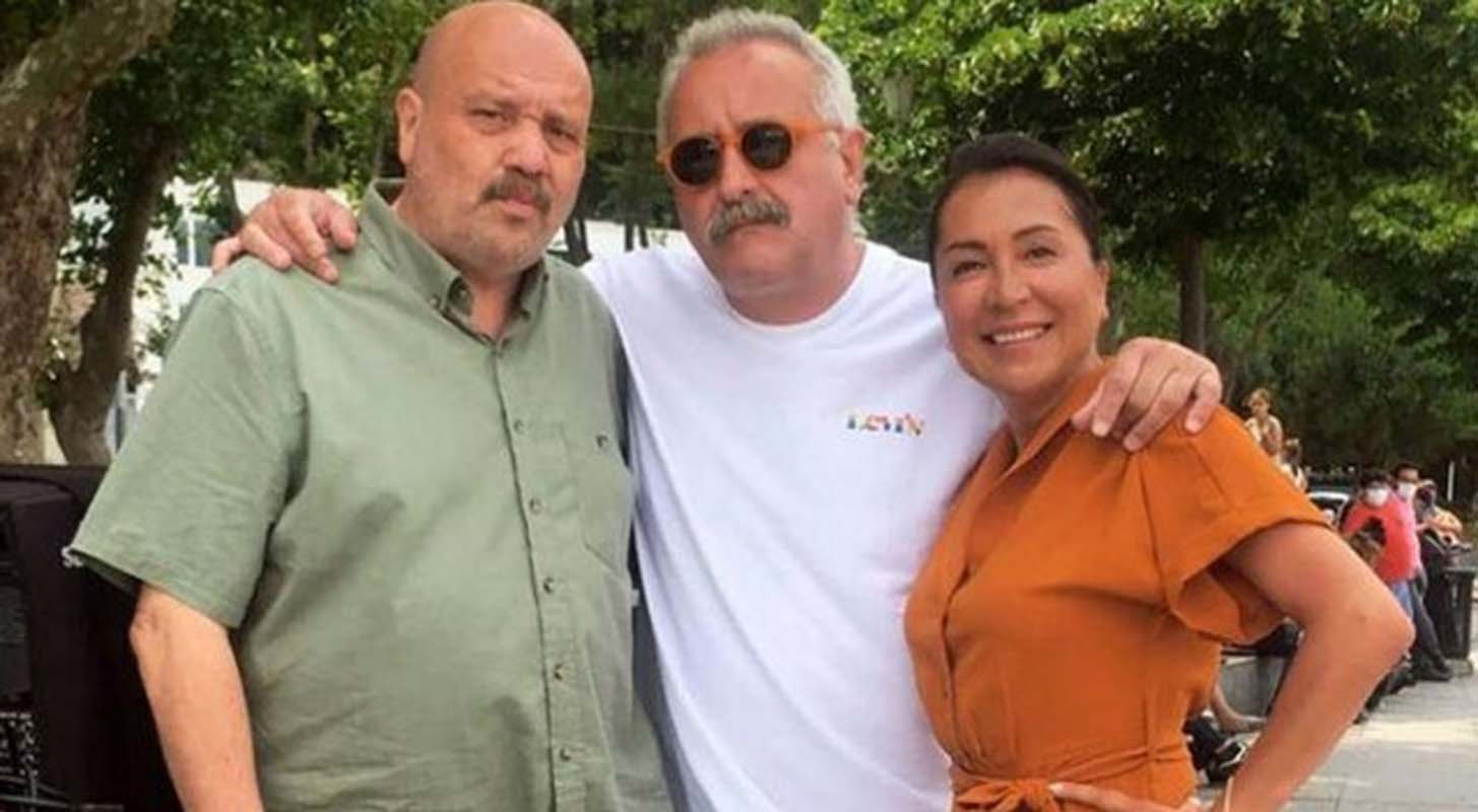 Leyla ile Mecnun hayranlarını heyecanlandıran haber! Asuman Dabak diziye dahil oldu!