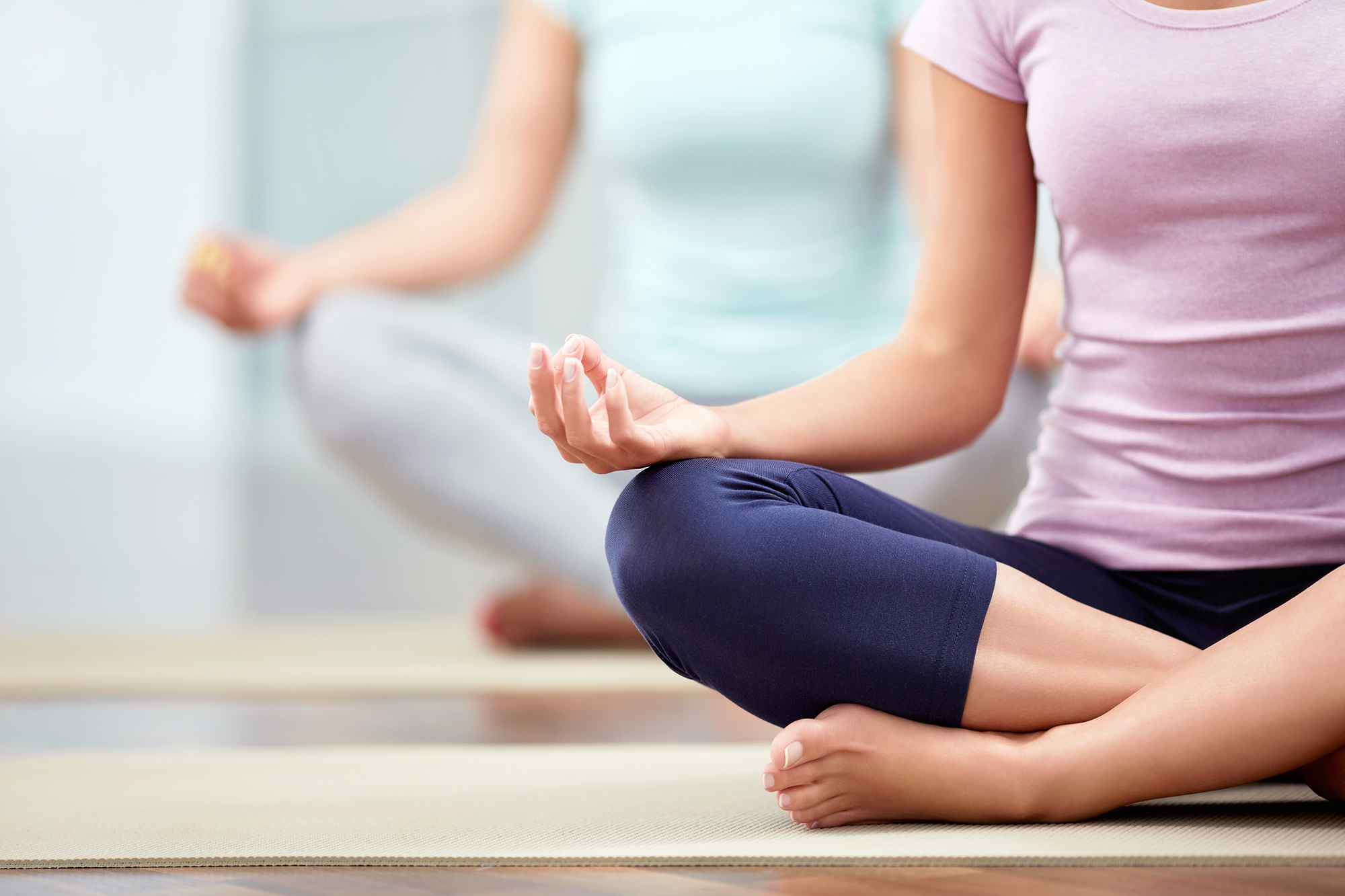 Kadınlar meditasyon bahanesiyle istismar edildi! Dünyaca ünlü yoga okulunda tecavüz skandalı