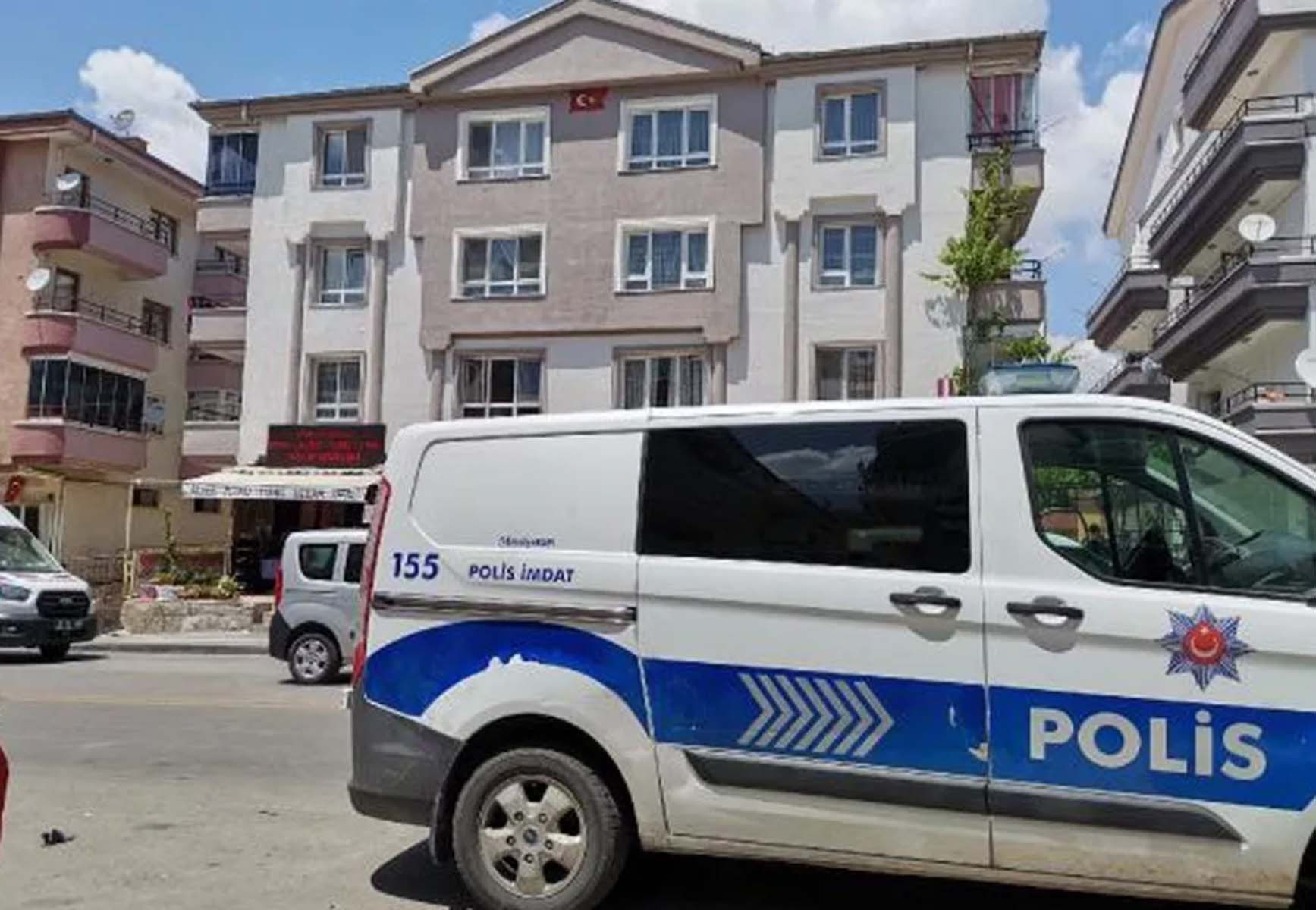 Tartışmanın ardından kan aktı! Kızını ve torunlarını öldürdü, aynı silahla intihar etti