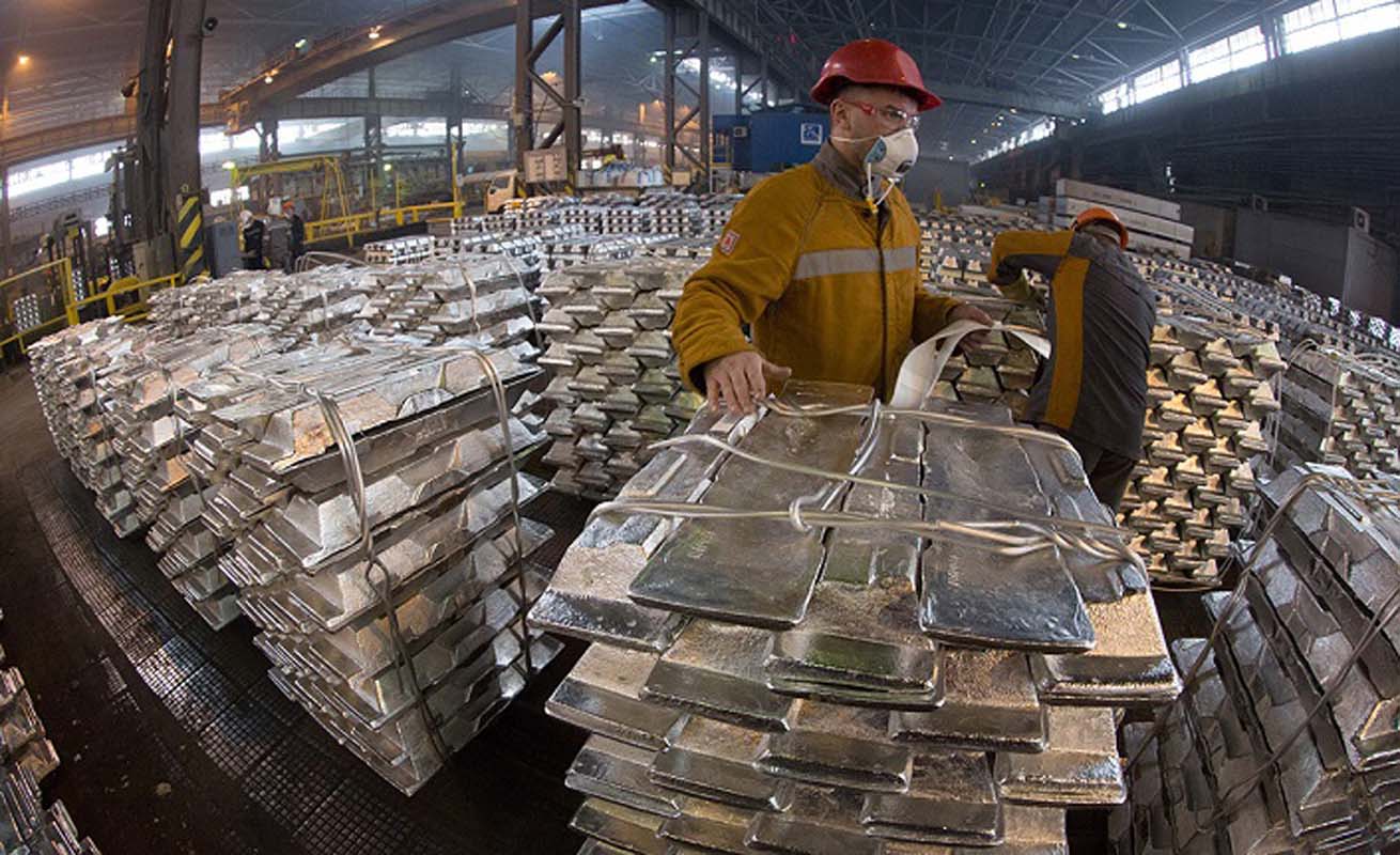 Güngören'de 7 bin lira maaş veren firma, çalıştıracak işçi bulamıyor!