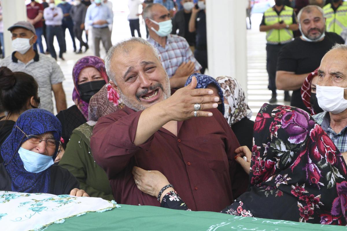 İki torununu ve kızını öldürüp intihar etmişti! Kan donduran detaylar ortaya çıktı! 'Biberonlarına fare zehri koydu, etki etmeyince vurdu'