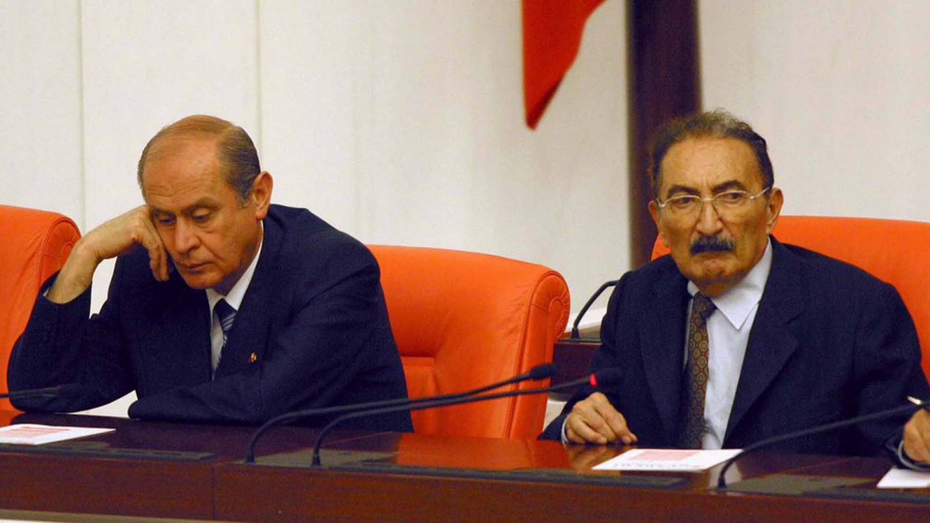 Zülfü Livaneli'nin Bülent Ecevit açıklamalarına MHP lideri Bahçeli'den sert yanıt: Mesnetsiz iddialarını reddettiğimi paylaşmak isterim