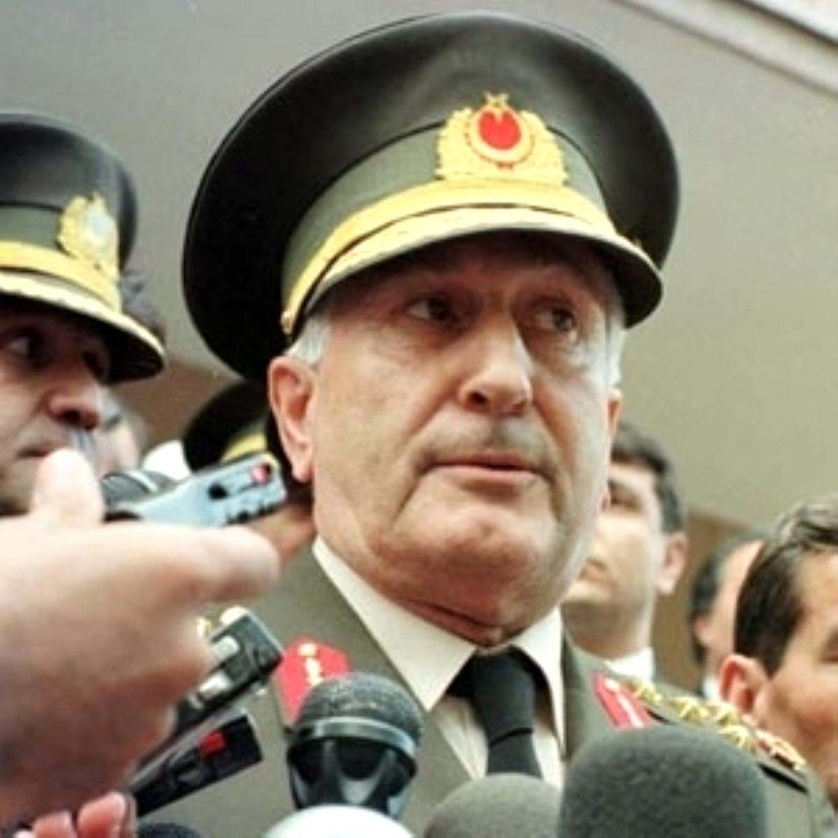 Çevik Bir kimdir?  Aslen nerelidir? Kaç yaşında? Çevik Bir nerede? Mesleği nedir? Ne kadar ceza aldı? 