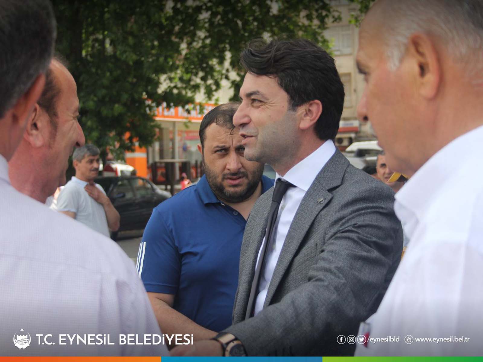 Giresun Eynesil belediye başkanı kim? Ahmet Latif Karadeniz kimdir, kaç yaşında, nereli? Hangi partiden? 