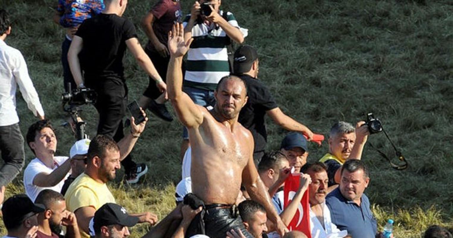 Tarihi Kırkpınar Yağlı Güreşleri'nde başpehlivan Ali Gürbüz oldu!