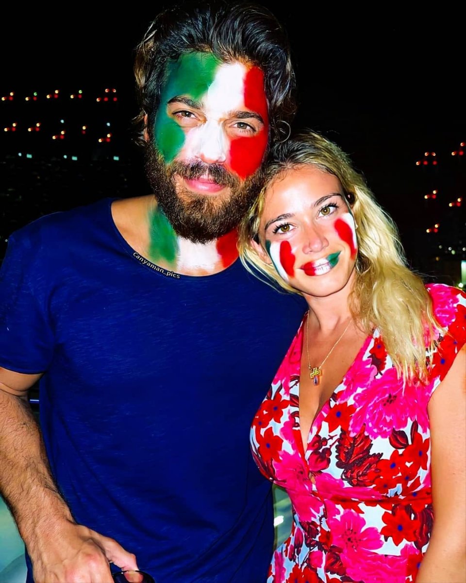 Can Yaman sevgilisinin sevincine ortak oldu! Diletta Leotta ile İtalya'nın şampiyonluğunu kutladı!