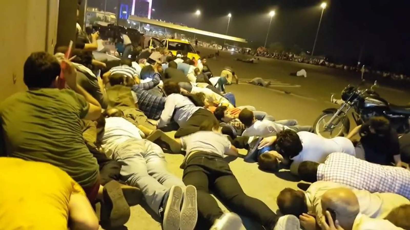 15 Temmuz ile ilgili sözler | 15 Temmuz ile ilgili en anlamlı, en duygusal mesaj mesajlar 2022 