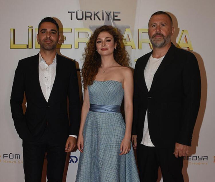 Burak Özçivit ile aralarında husumet olduğu söyleniyordu! Kadir Doğulu, o iddialara son noktayı koydu!