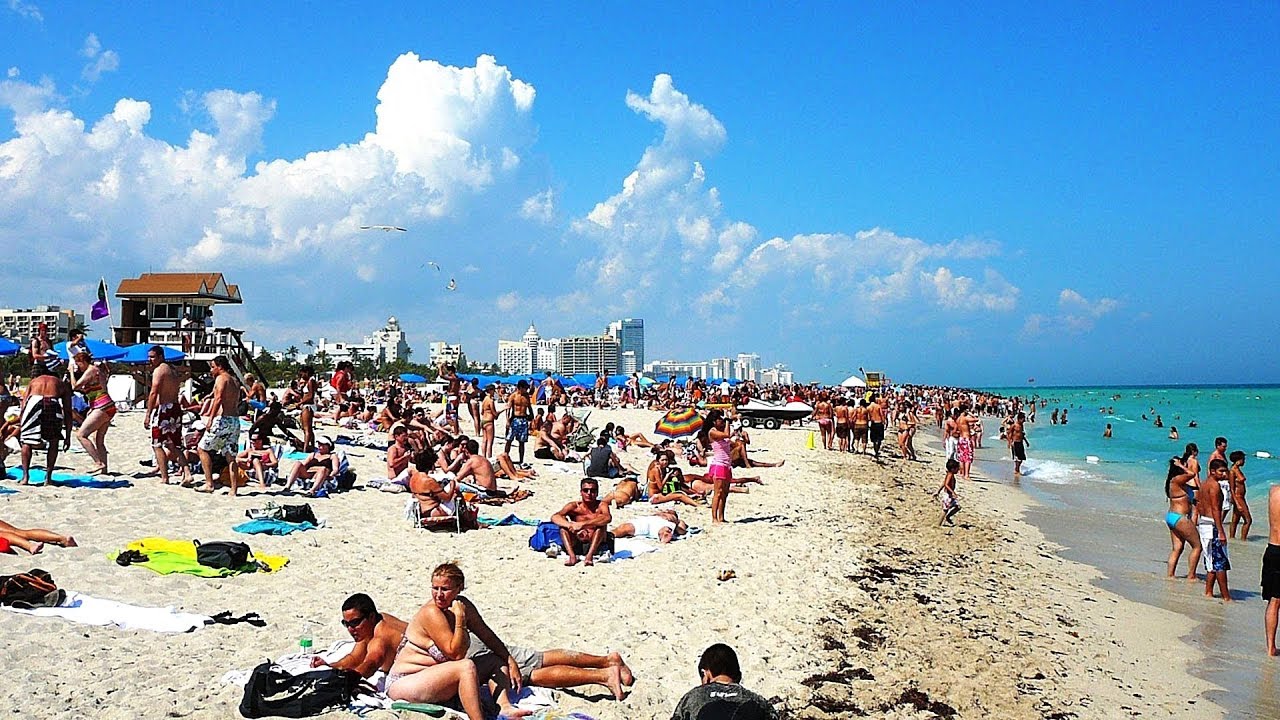 Tatilci akını belediye başkanını isyan ettirdi: Artık gelmeyin, şehir çadır kente döndü