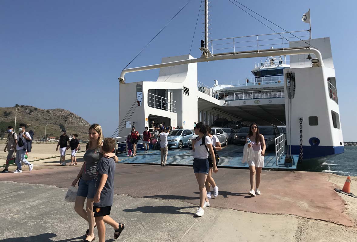 Gökçeada ve Bozcaada'da yer kalmadı! Yüzde yüzde yüz doluluk oranına ulaşıldı