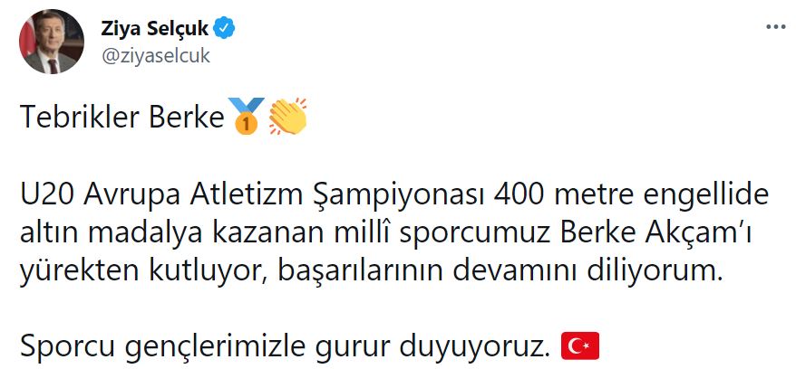 Bakan Selçuk, genç sporcuyu kutladı!