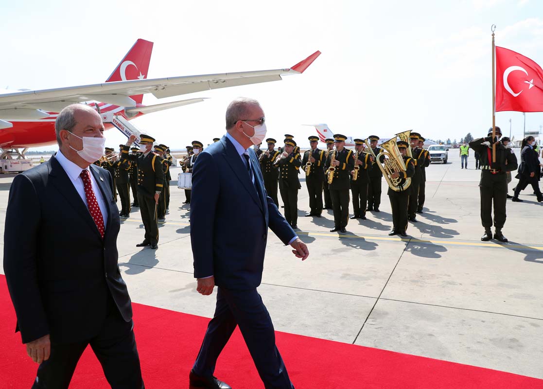 Cumhurbaşkanı Erdoğan KKTC Meclisi'nde beklenen büyük müjdeyi açıkladı: Cumhurbaşkanlığı Külliyesi'nin projesi bitti, inşasına başlıyoruz!