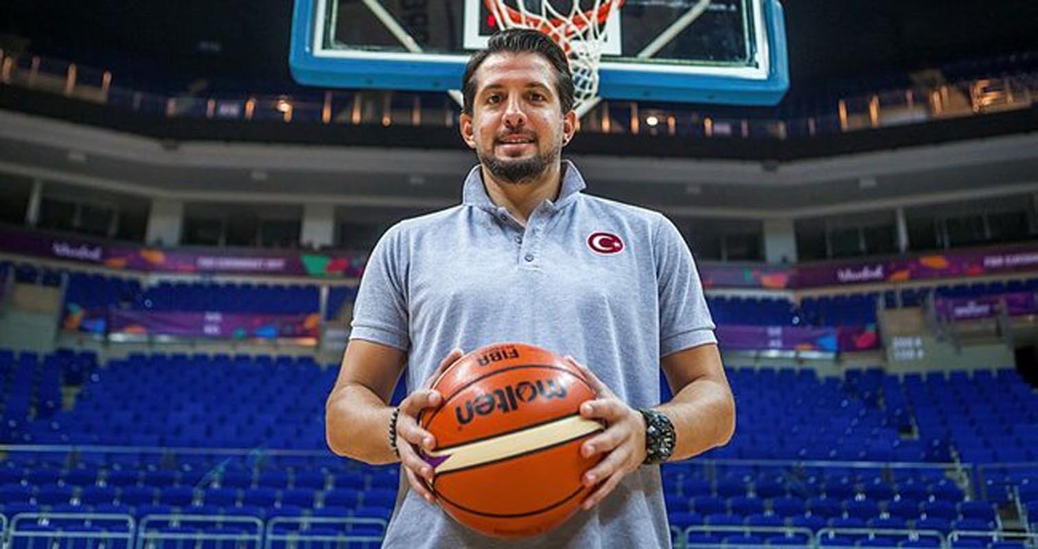 Galatasaray'la anlaşması beklenen Kerem Tunçeri, Milli takımdaki görevinden ayrıldı