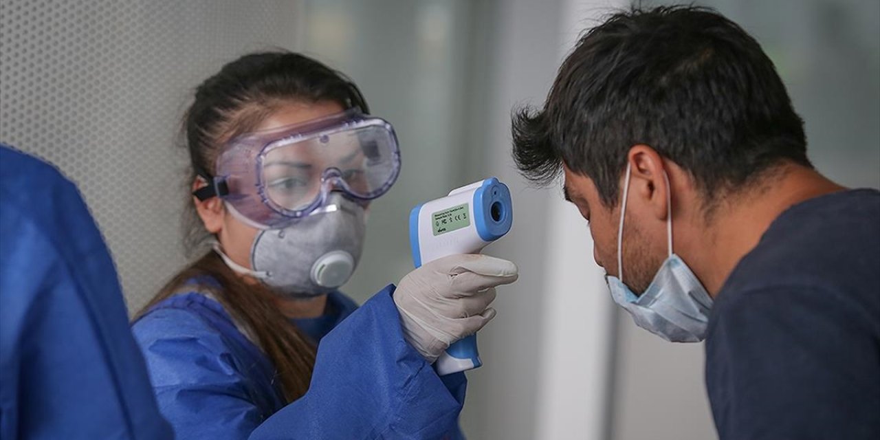 Bizim gözümüz Delta'dayken o sinsice yayılmış! Koronavirüste tehlikenin yeni adı Beta varyantı!