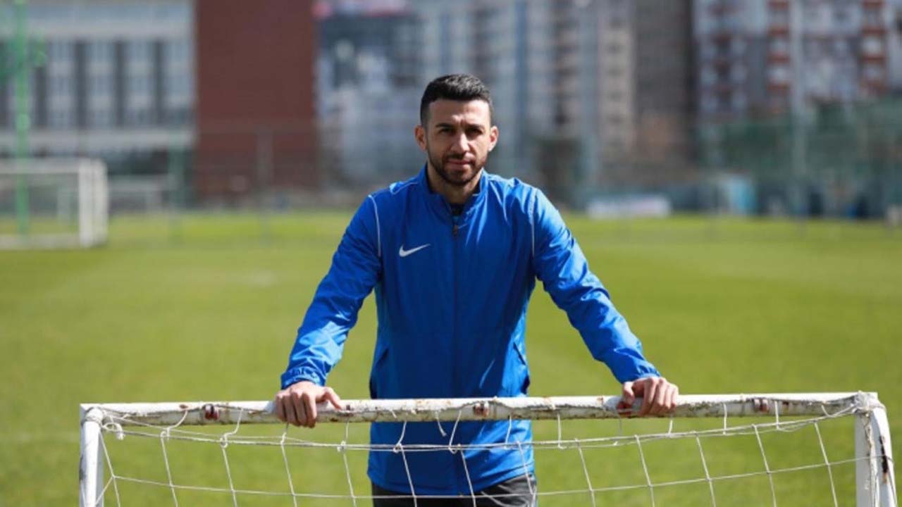 Trabzonspor, Milli futbolcu İsmail Köybaşı ile anlaşma sağladı!