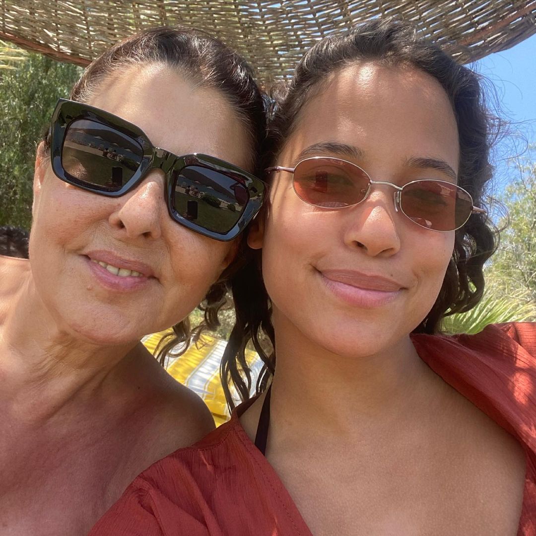 Nilüfer kötü haberi kızının doğum gününde açıkladı! Hayranlarından destek mesajları yağdı...