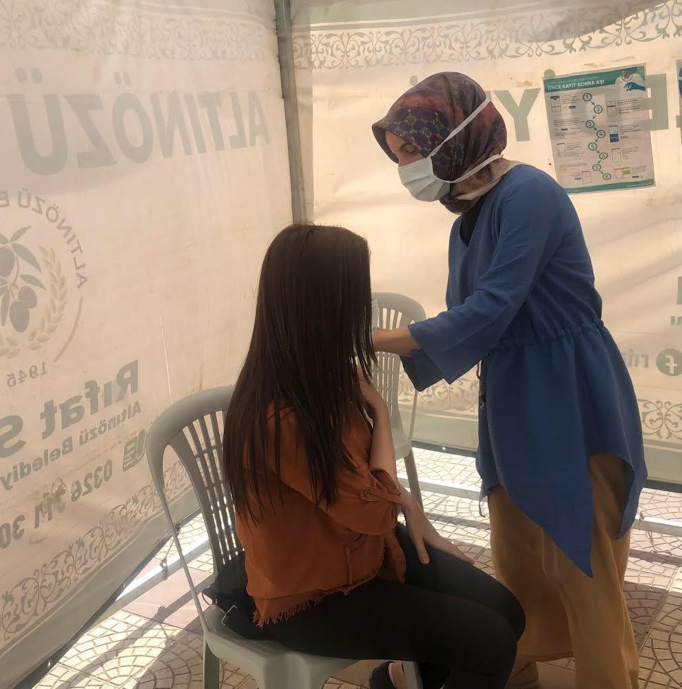 Bakan Koca'dan dikkat çeken paylaşım: İkisi de koronavirüs geçirmişti...