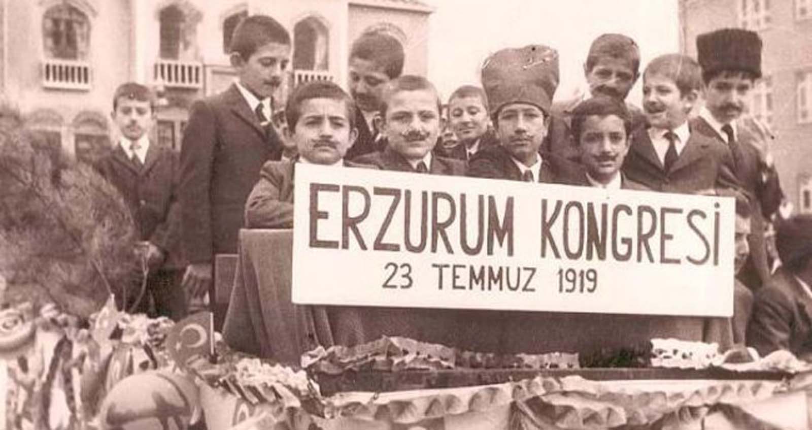 Milli iradenin dünyaya ilan edildiği mücadele: Erzurum Kongresi'nin 102. yıl dönümü için etkinlikler yapıldı