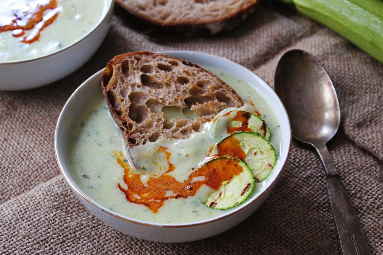 Masterchef Ciğerli Taze Kabak Çorbası nasıl yapılır? | Taze kabak çorbası ciğerli tarifi, malzemeleri nelerdir?