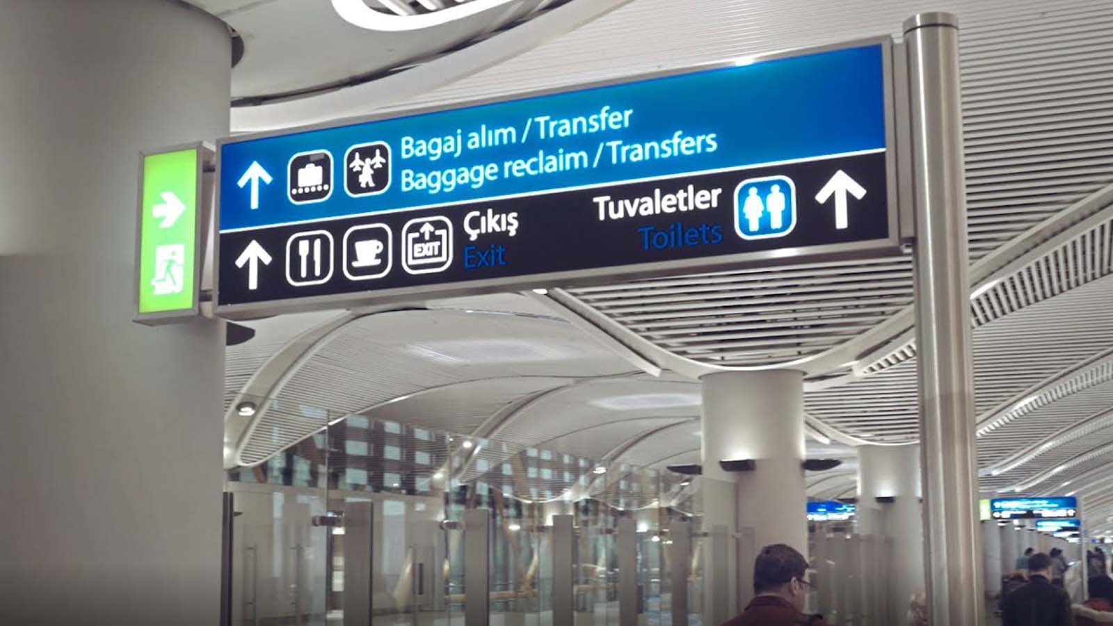 Bayram tatili dönüşü İstanbul Havalimanı'nda hareketlilik başladı