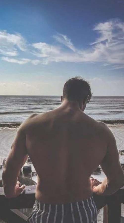 Hadise ve yeni sevgilisi Mehmet Dinçerler tatil sezonunu açtı!