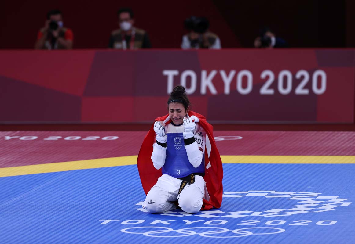 SON DAKİKA |Olimpiyatlardaki ilk madalyamız tekvandodan! Hakan Reçber ve Hatice Kübra İlgün bronz madalya kazandı