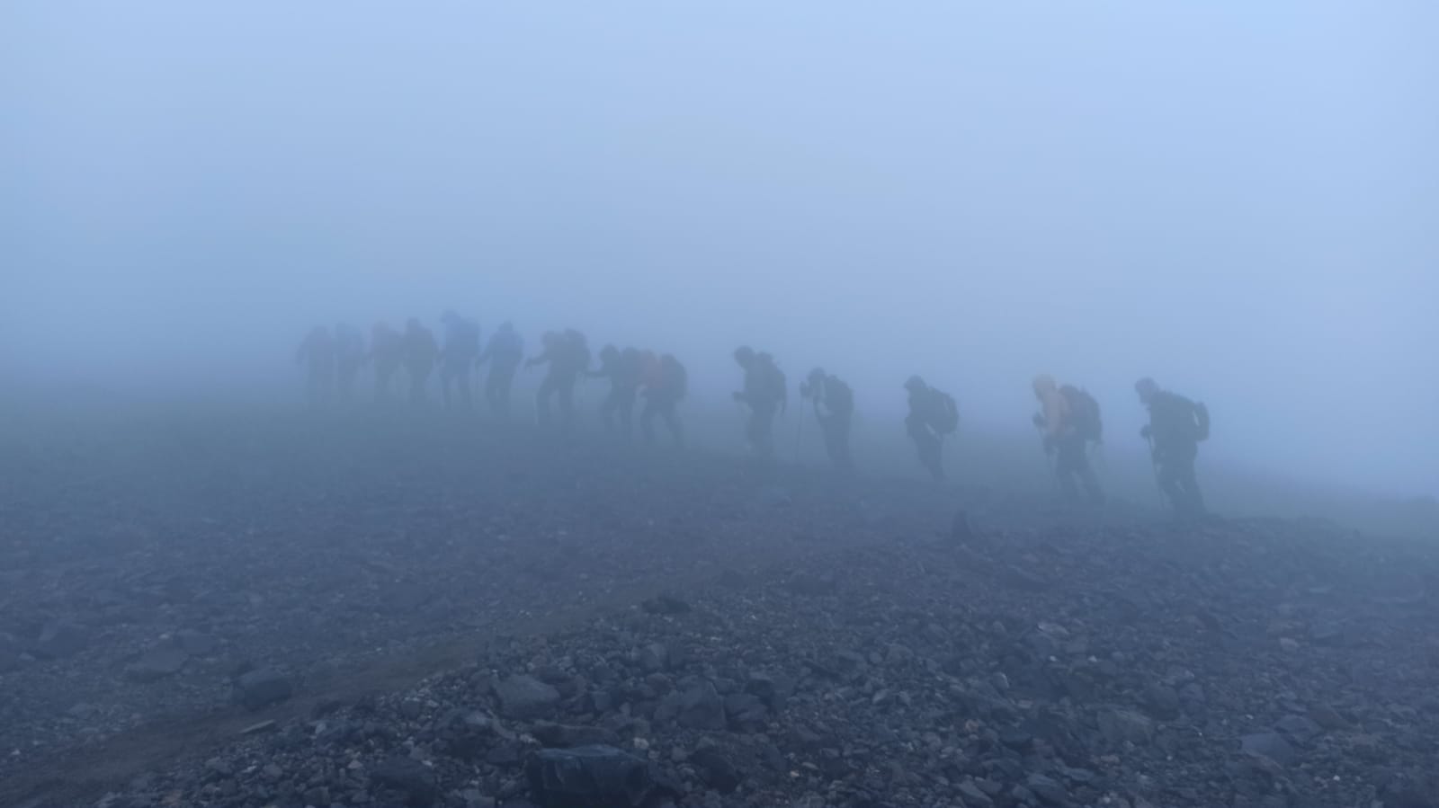 Ağrı dağına tırmanırken kaybolan 5 sporcu bulundu!