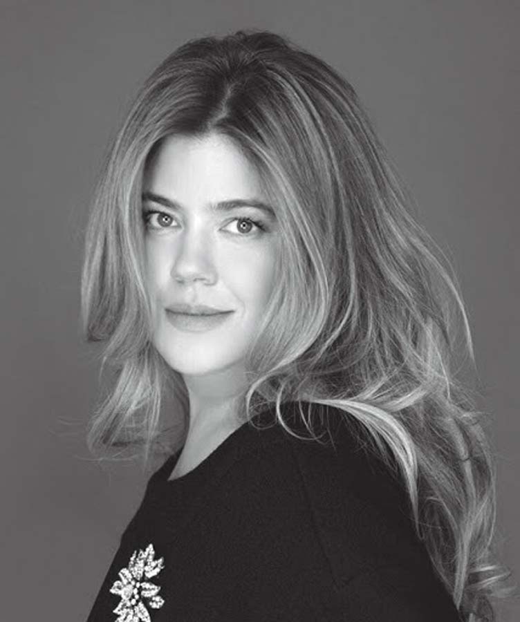 Moda ve Sosyete hesabı çalındı! Modacı eleştirmen Pelin Kaya'nın 1,4 Milyon takipçili Instagram hesabı ele geçirildi