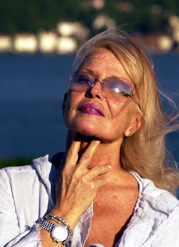 Ölümcül kaza! Usta sanatçı Gönül Yazar'dan üzen haber: Apar topar hastaneye kaldırıldı!