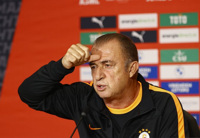 Galatasaray Teknik direktörü Fatih Terim PSV maçı öncesinde basın açıklaması düzenledi