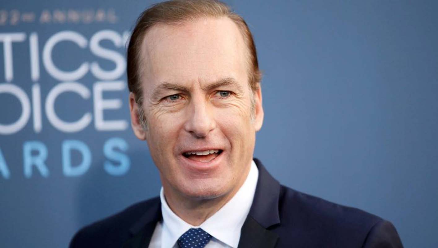 Breaking Bad dizisinin Saul Goodman'ı Bob Odenkirk'ten kötü haber! Sette fenalaştı!