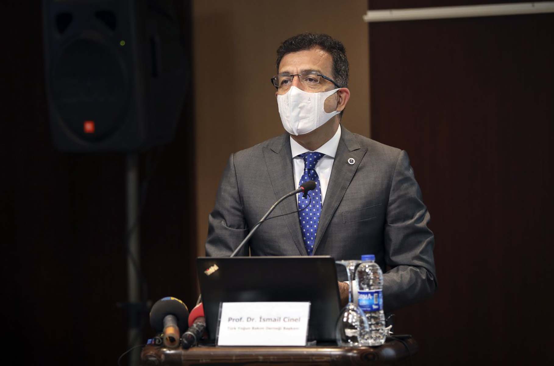 Bilim Kurulu Üyesi Ateş Kara'dan tedirgin eden açıklama: Aşınızı olun, yoksa yeni tedbirler gelecek